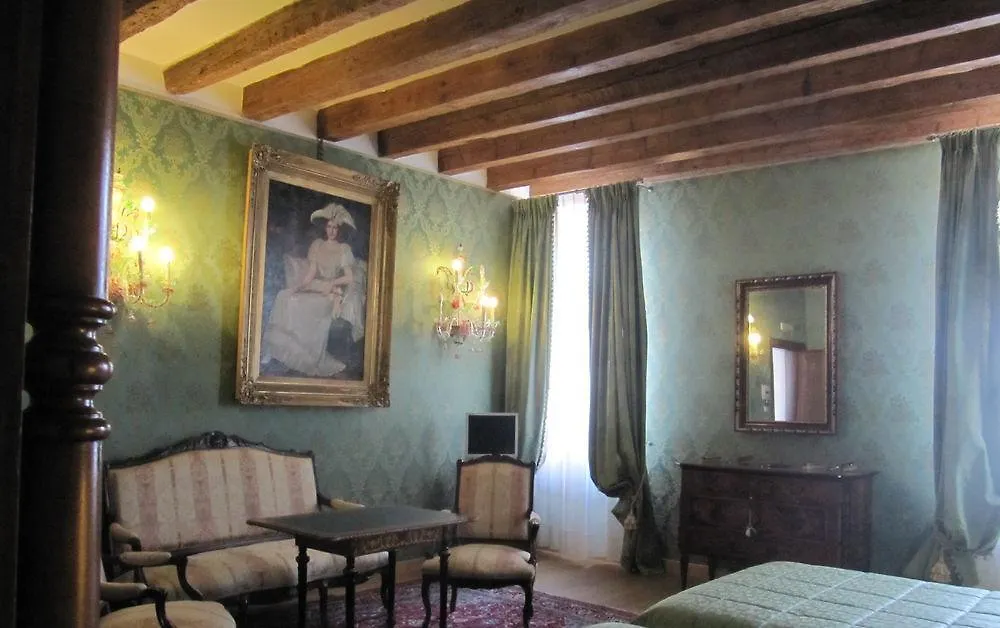 فيلا Ca' Del Borgo البندقية-ليدو 0*,  إيطاليا