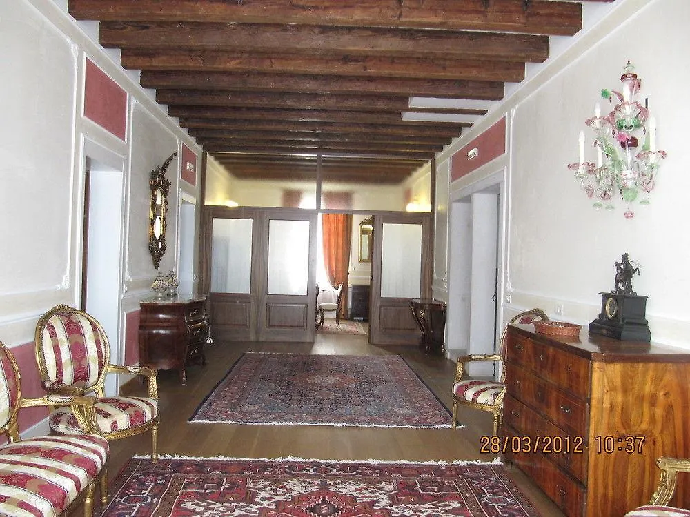 فيلا Ca' Del Borgo البندقية-ليدو 0*,  إيطاليا